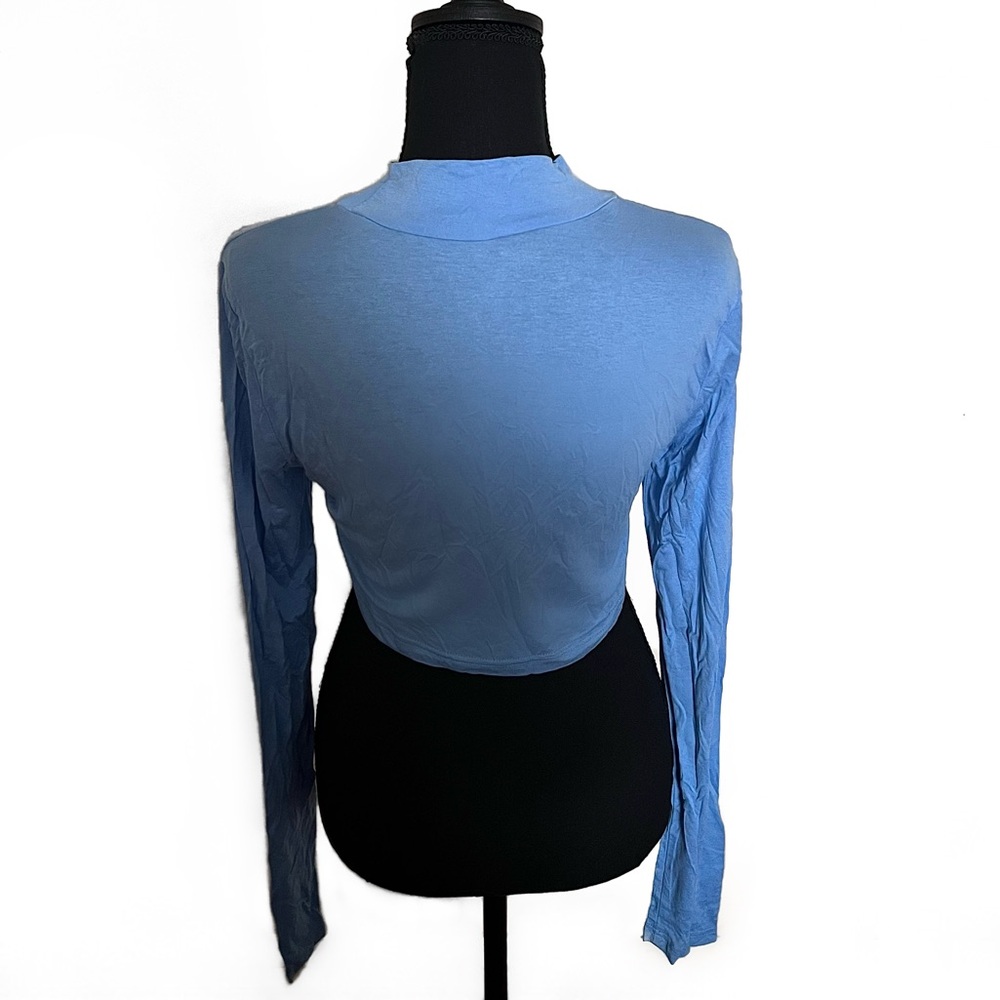 SHEIN Mock Letter Graphic Crop Top Size M - Picture 3 of 6